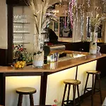 Deutsche Eiche Hotel 3*