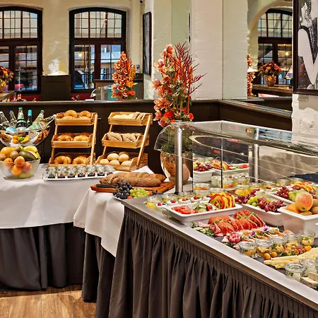 Deutsche Eiche Hotel 3*