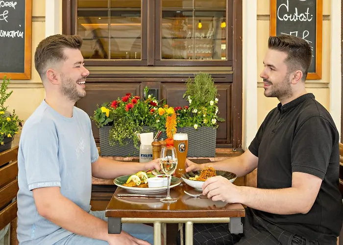 فندق دويتشه آيكيه 3*