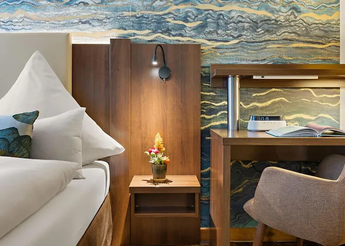 فندق دويتشه آيكيه ميونيخ