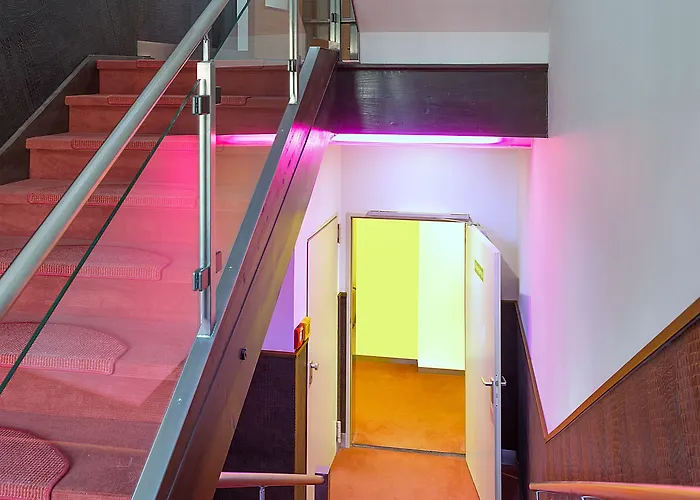 فندق دويتشه آيكيه ميونيخ