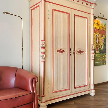 Hotel Deutsche Eiche 3*