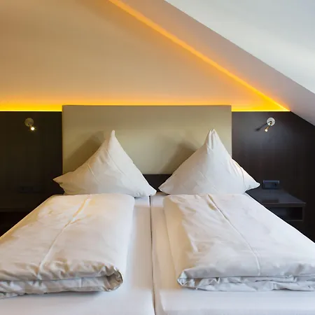 Deutsche Eiche Hotel 3*