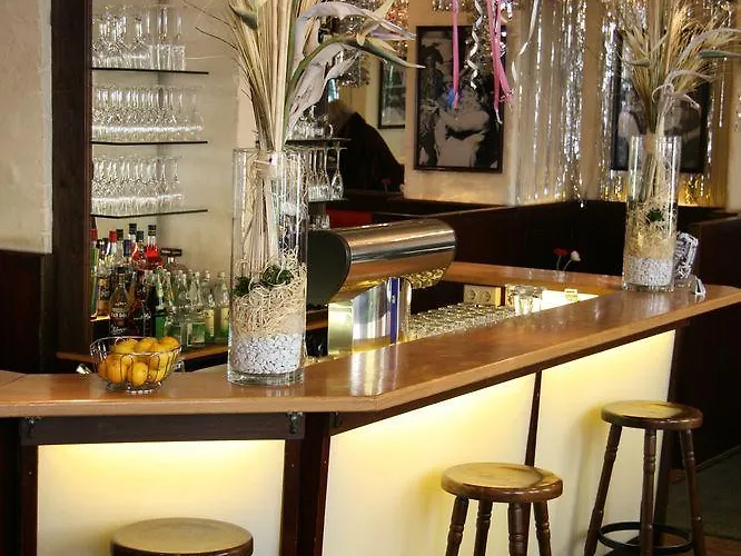 德意志橡树酒店 酒店 3*